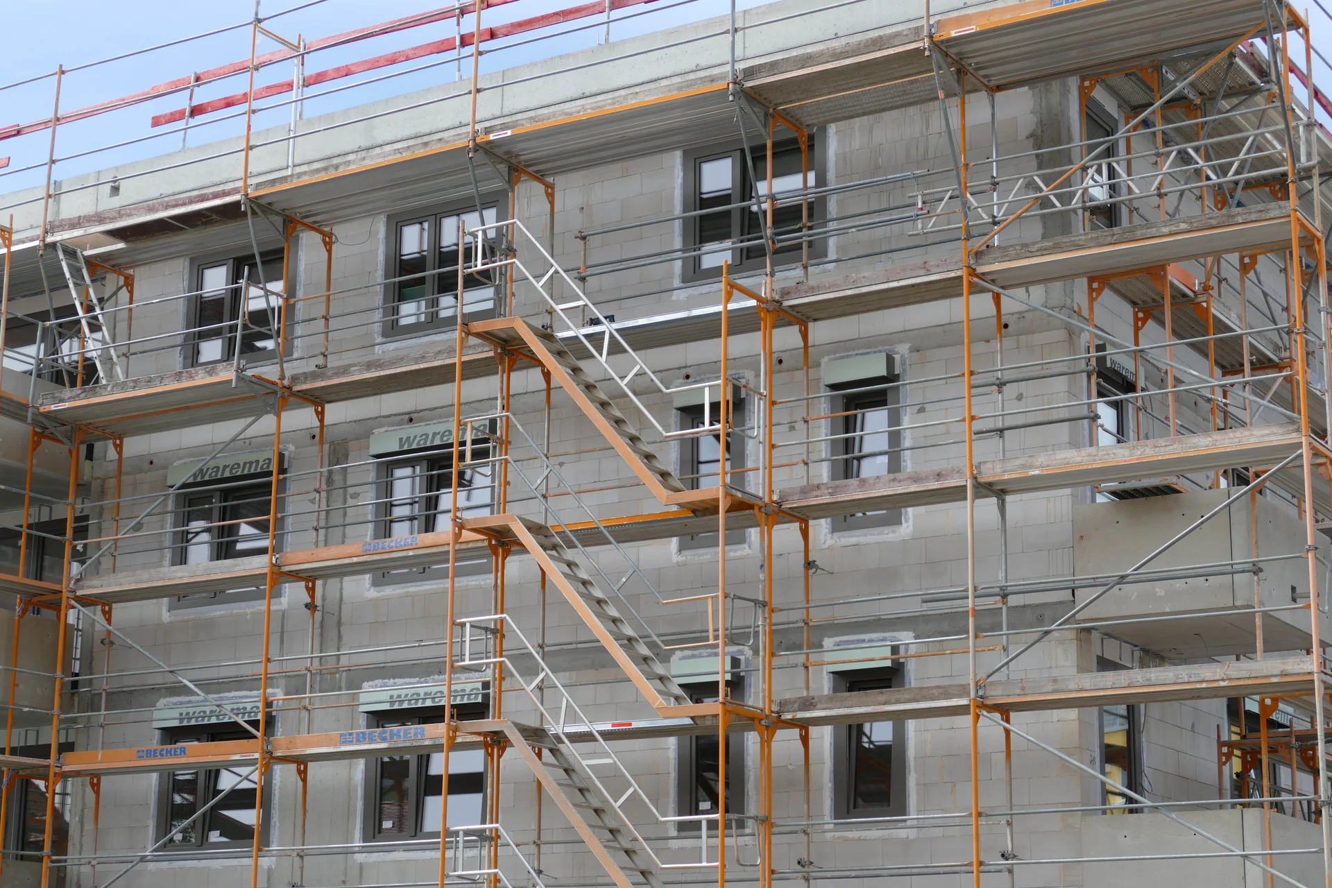 Wohnungsbau: Bauwirtschaft bezweifelt Wirksamkeit des Aktionsplans zur Baukostensenkung Wohnungsbau: Bauwirtschaft bezweifelt Wirksamkeit des Aktionsplans zur Baukostensenkung